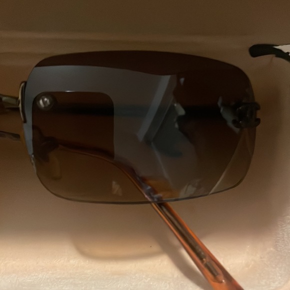 Chanel vintage sunglasses. - Picture 10 of 14